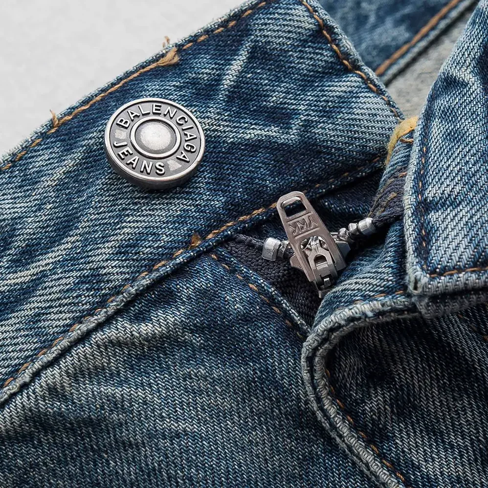 Balenciaga Regular Fit Jeans in Dirty Vintage Blue for Women Balenciaga Regular Fit Jeans in Dirty Vintage Blue for Women