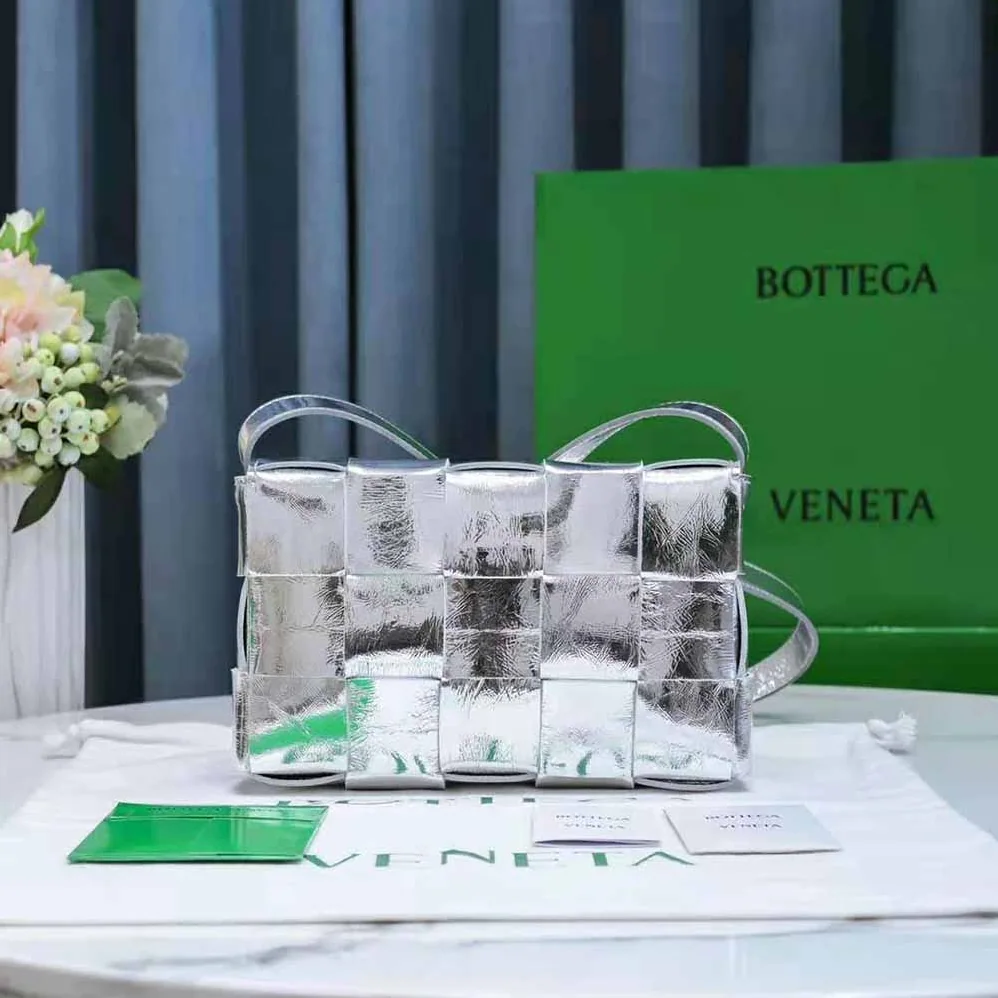 Bottega Veneta Cassette Intreccio Laminated Leather Cross for Women in Body Bag