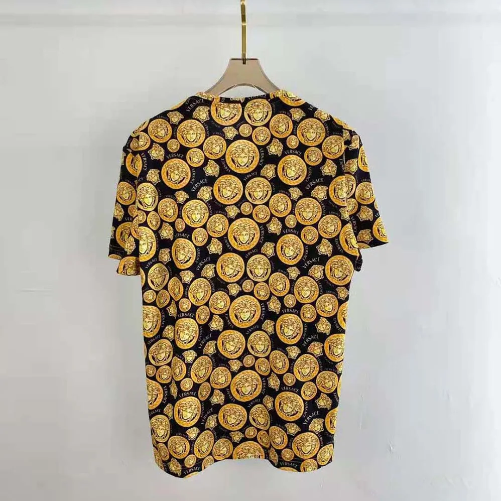 Versace Medusa Amplified Print T for Men in shirt Versace Medusa Amplified Print T for Men in shirt