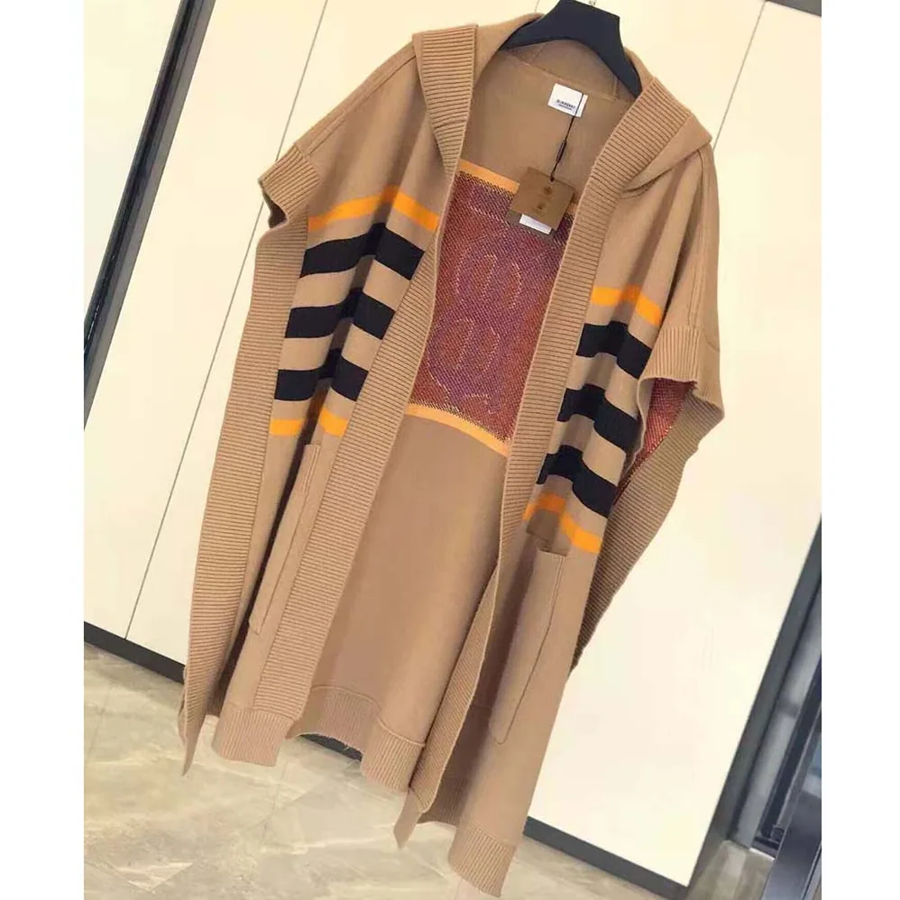 Burberry Monogram Motif Lntarsia Wool Cashmere Blend Cape for Women in Brown Burberry Monogram Motif Lntarsia Wool Cashmere Blend Cape for Women in Brown