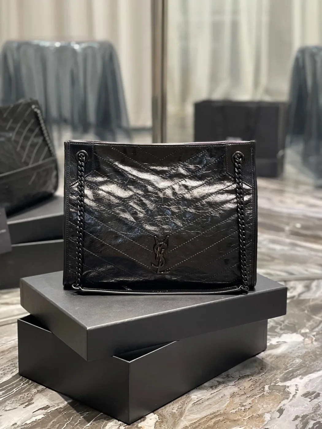Saint Laurent Niki Shopping Medium Tote Bag in Black Silver Hardware