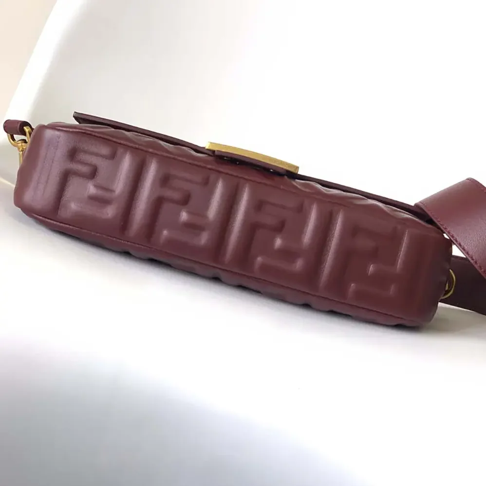 Fendi Medium Baguette Maroon Leather Bag for Women