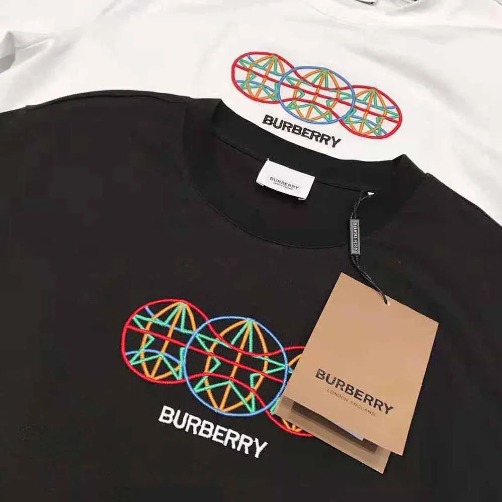 Burberry Embroidered Globe Graphic Cotton Oversized T for Men in shirt