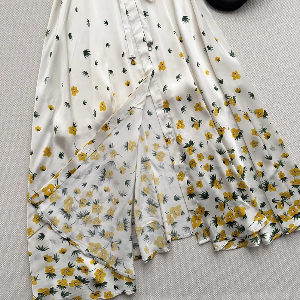 Dior Mid-Length Flared Shirtdress White Cotton Poplin with Yellow and Green Dior Buttercup Motif for Women Dior Mid-Length Flared Shirtdress White Cotton Poplin with Yellow and Green Dior Buttercup Motif for Women