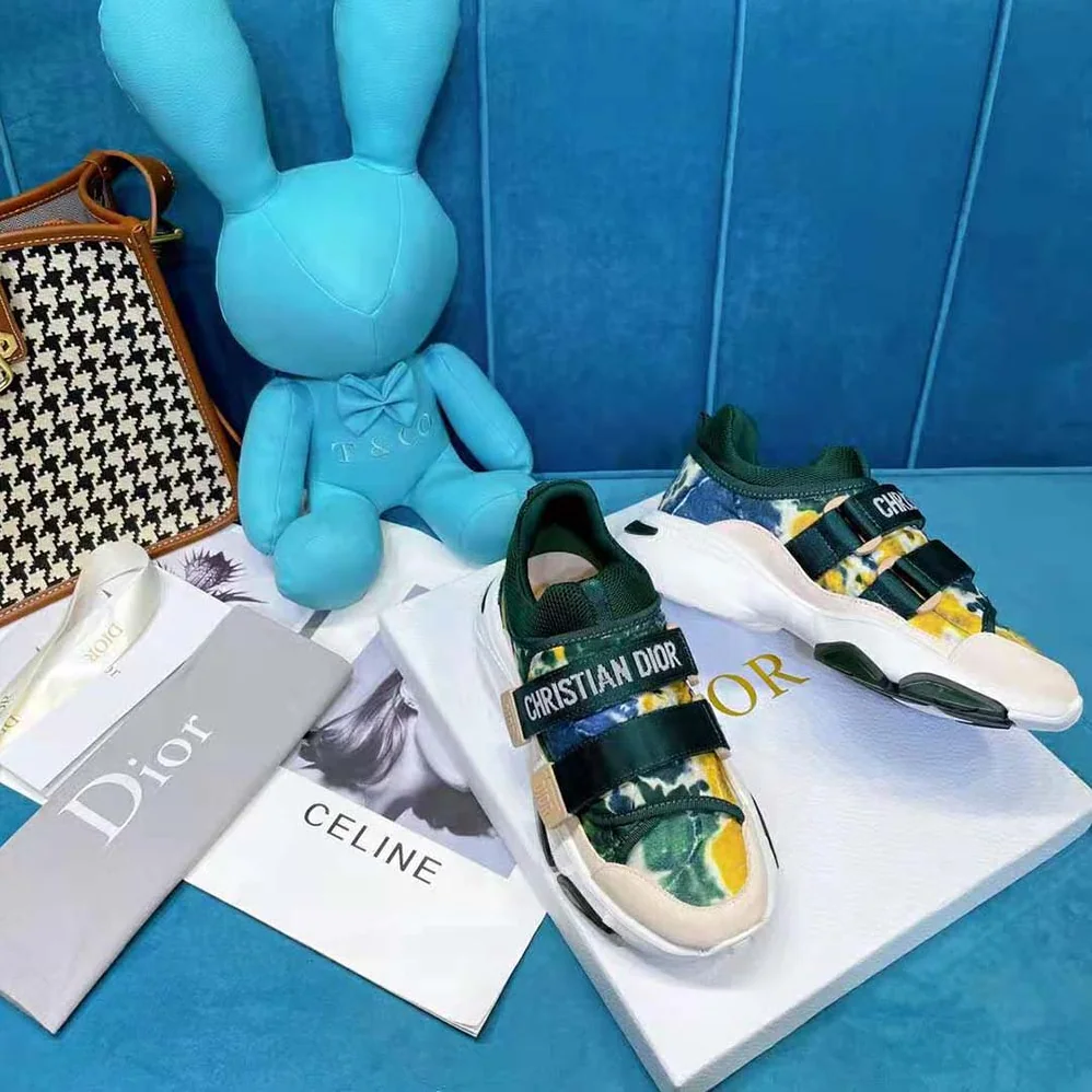 Dior D-Wander Sneaker Cypress Green Camouflage Tie & Dior Technical Fabric for Women Dior D-Wander Sneaker Cypress Green Camouflage Tie & Dior Technical Fabric for Women