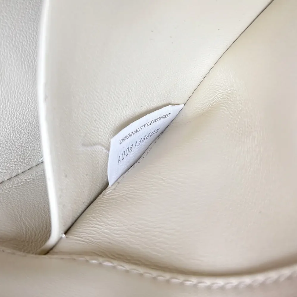 Bottega Veneta Knot Lock in Intrecciato Piccolo Leather for Women in White
