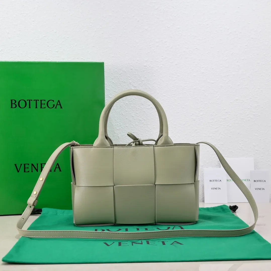 Bottega Veneta Mini Arco Tote Bag Green Bottega Veneta Mini Arco Tote Bag Green