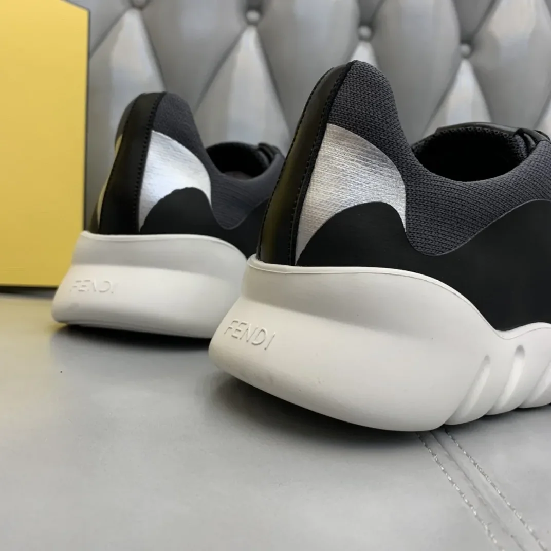 Fendi Force Low Tops Sneakers Grey
