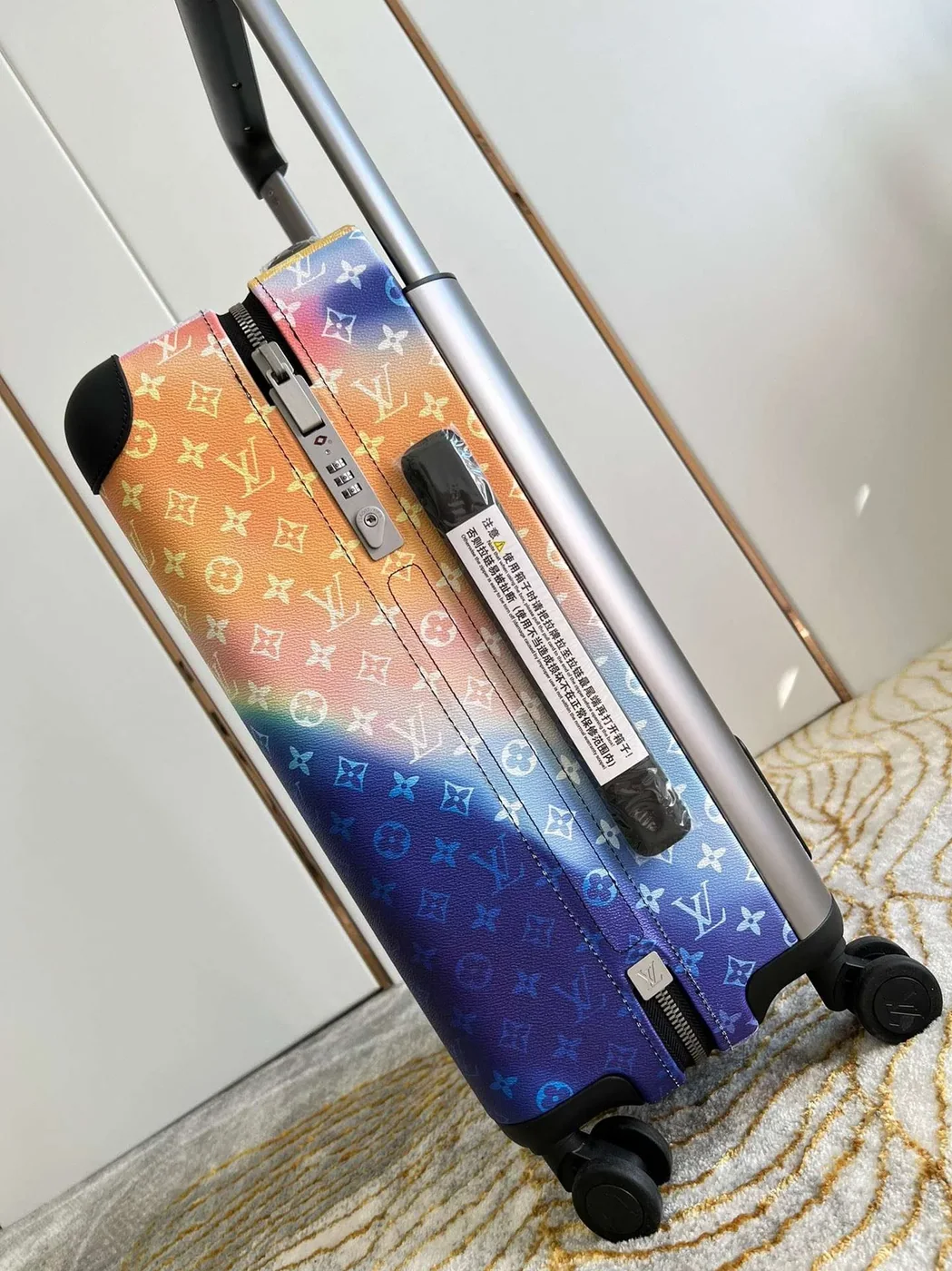 Louis Vuitton Horizon 55 Suitcase in Monogram Black Silver Hardware