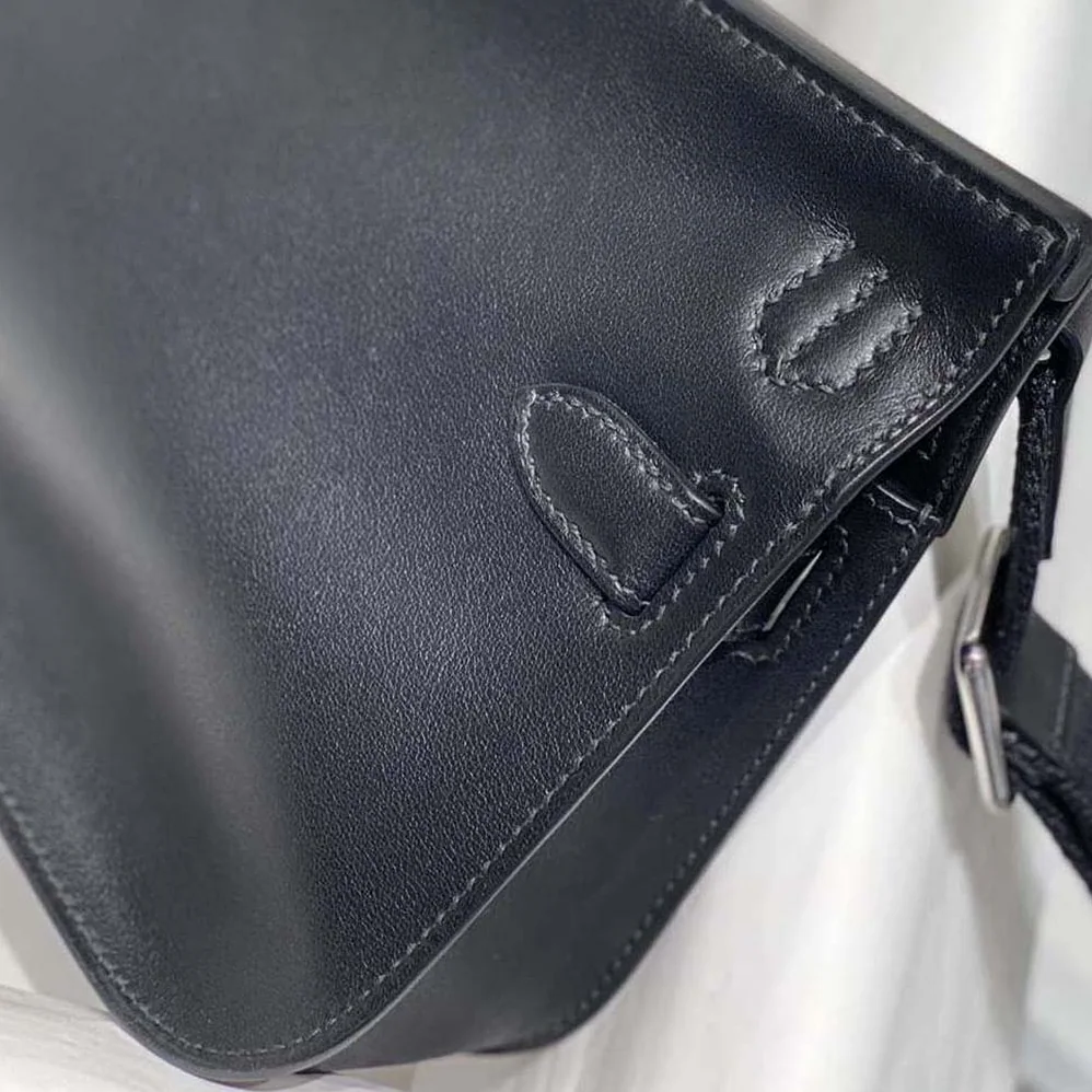 Hermes Jyspiere in Evercolor Leather for Women in Black/Silver Hermes Jyspiere in Evercolor Leather for Women in Black/Silver