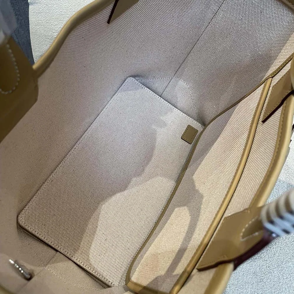 Hermes Steeple 25 Ecru Tote Bag for Unisex in Brown Hermes Steeple 25 Ecru Tote Bag for Unisex in Brown