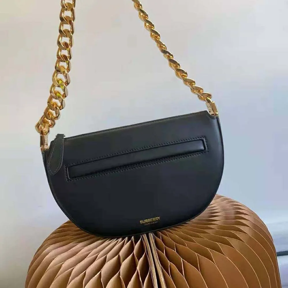 Burberry Mini Leather Zip Olympia Bag for Women in Black Burberry Mini Leather Zip Olympia Bag for Women in Black