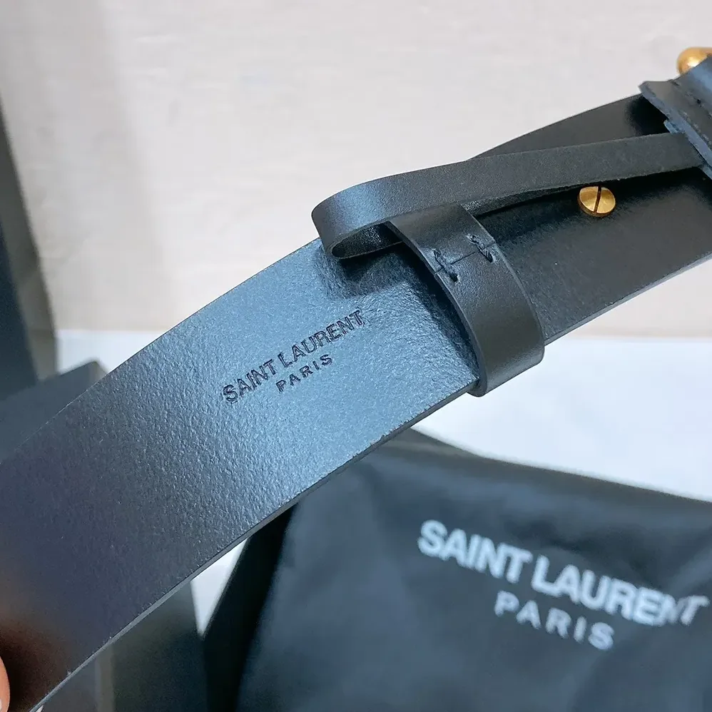 Saint Laurent YSL Motorcycle Belt in Leather for Unisex in Black Saint Laurent YSL Motorcycle Belt in Leather for Unisex in Black