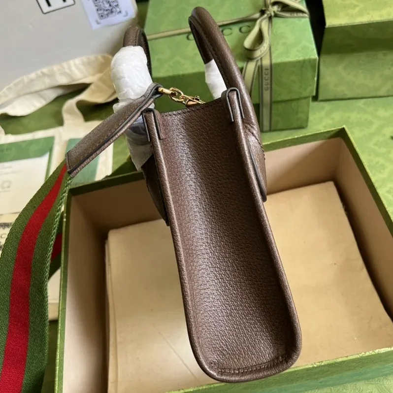 Gucci Jumbo GG Mini Tote Bag / Camel And Ebony Jumbo Canvas Gold Hardware Gucci Jumbo GG Mini Tote Bag / Camel And Ebony Jumbo Canvas Gold Hardware