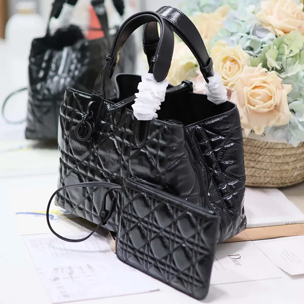 Dior Medium Dior Toujours Bag Black Macrocannage Crinkled Calfskin for Women Dior Medium Dior Toujours Bag Black Macrocannage Crinkled Calfskin for Women