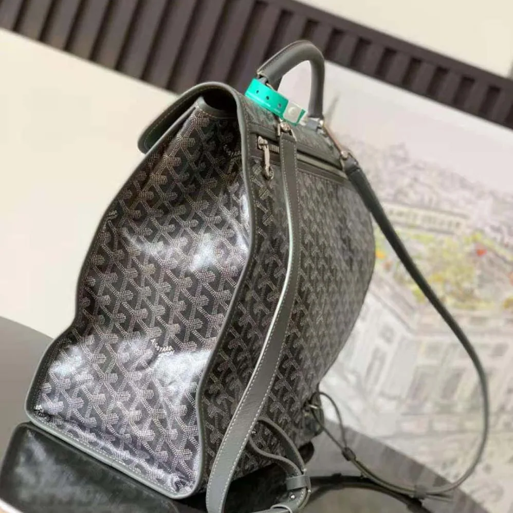 Goyard Saint Léger Backpack in Goyardine Canvas & Chevroches Calfskin for Women in Gray Goyard Saint Léger Backpack in Goyardine Canvas & Chevroches Calfskin for Women in Gray