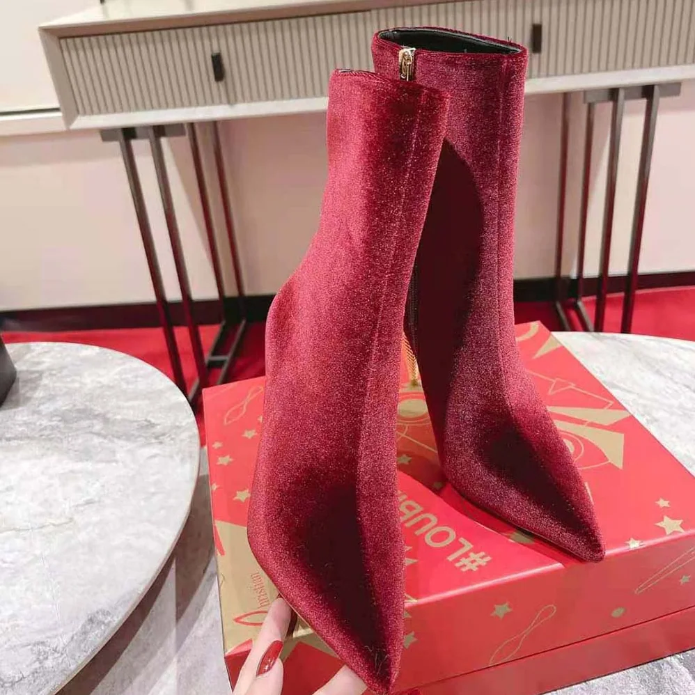 Christian Louboutin Lipbooty 100 mm Heel Height for Women in Red