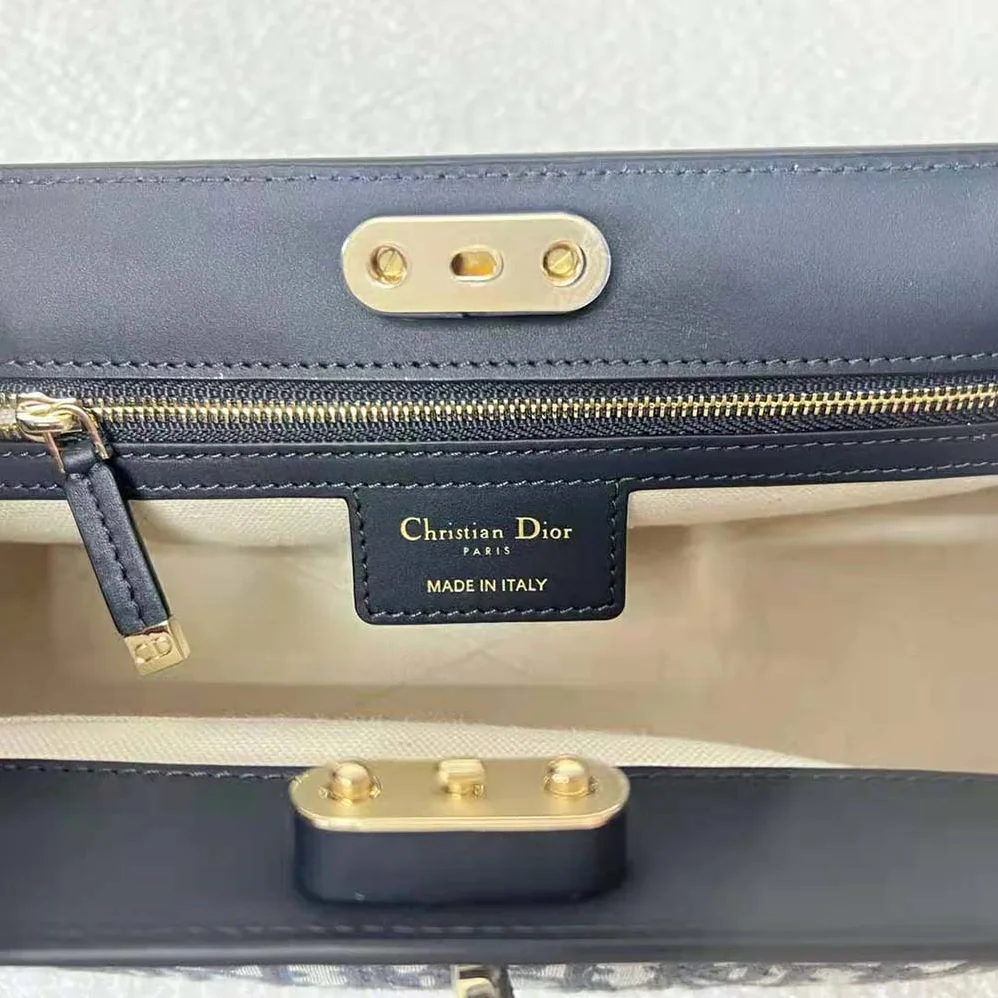 Dior Medium Dior Key Bag Blue Dior Oblique Jacquard for Women Dior Medium Dior Key Bag Blue Dior Oblique Jacquard for Women