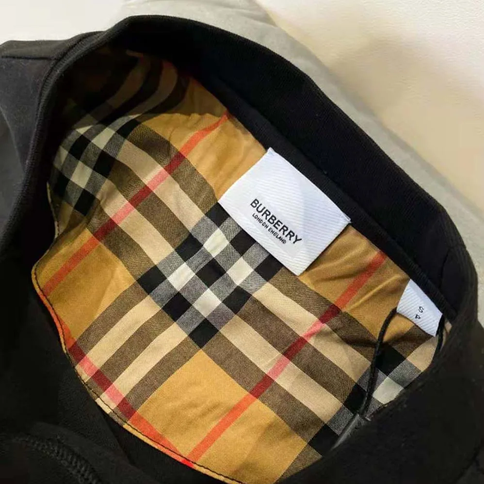 Burberry Vintage Check Sleeve Cotton T-shirt for Men in Black Burberry Vintage Check Sleeve Cotton T-shirt for Men in Black