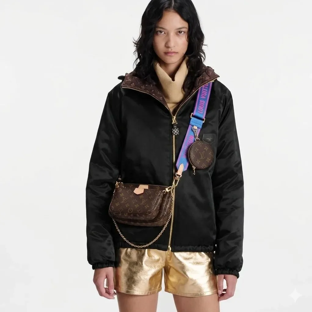 Louis Vuitton Multi Pochette Accessoire Shoulder Bag / Blue Monogram Canvas Gold Hardware Louis Vuitton Multi Pochette Accessoire Shoulder Bag / Blue Monogram Canvas Gold Hardware