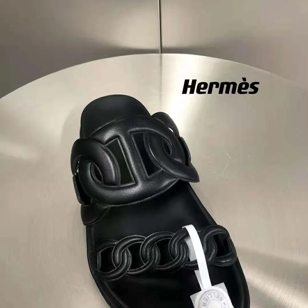 Hermes Extra Sandal in Nappa Leather for Women in Black