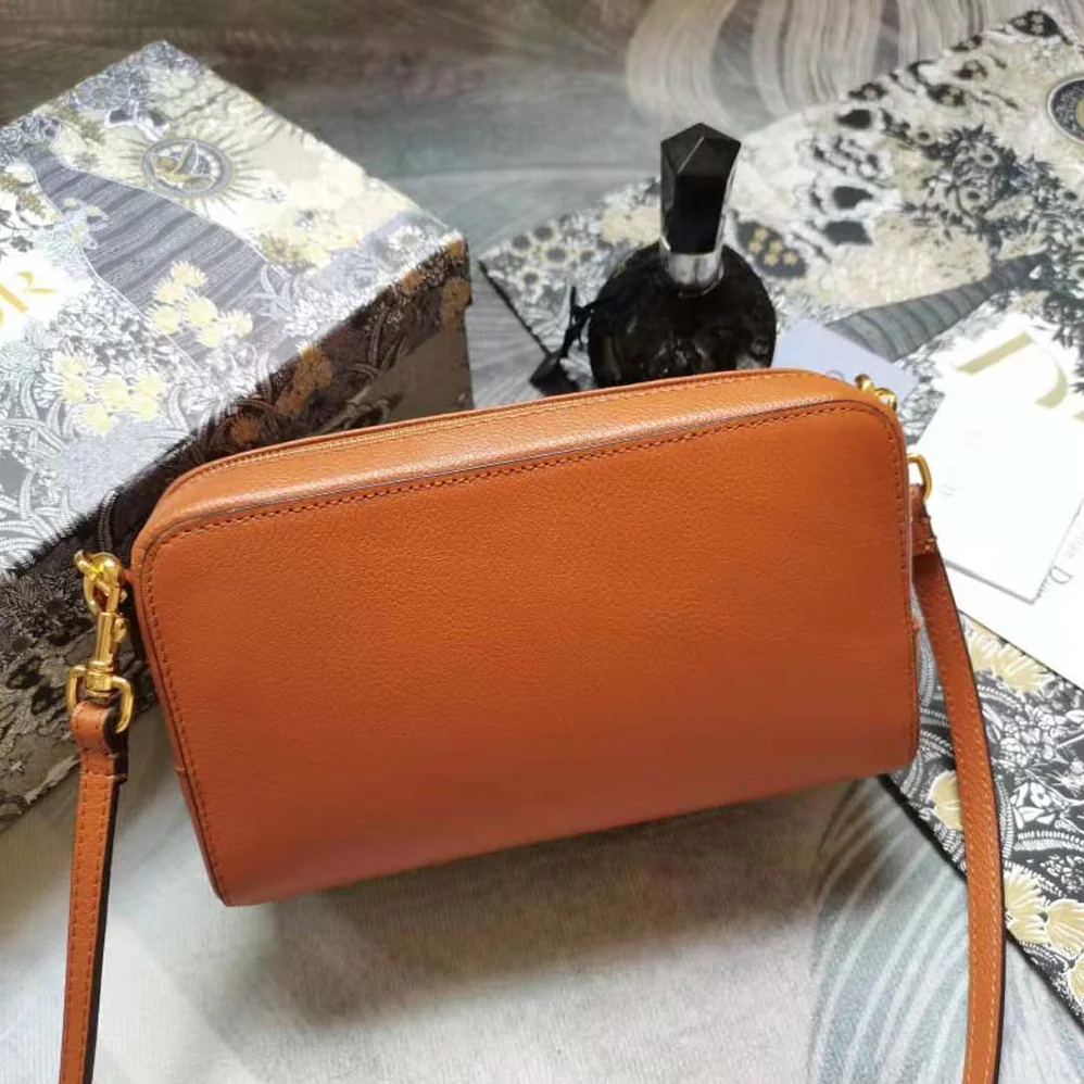 Dior Saddle Double Pouch Goatskin for Women in Brown Dior Saddle Double Pouch Goatskin for Women in Brown