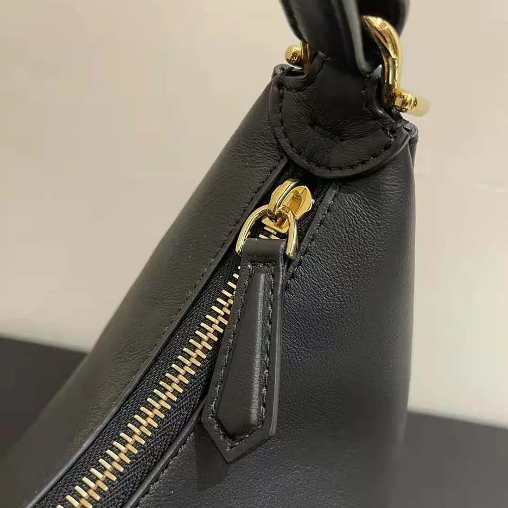 Fendi Fendigraphy Small Black Leather Bag for Women in Black Fendi Fendigraphy Small Black Leather Bag for Women in Black