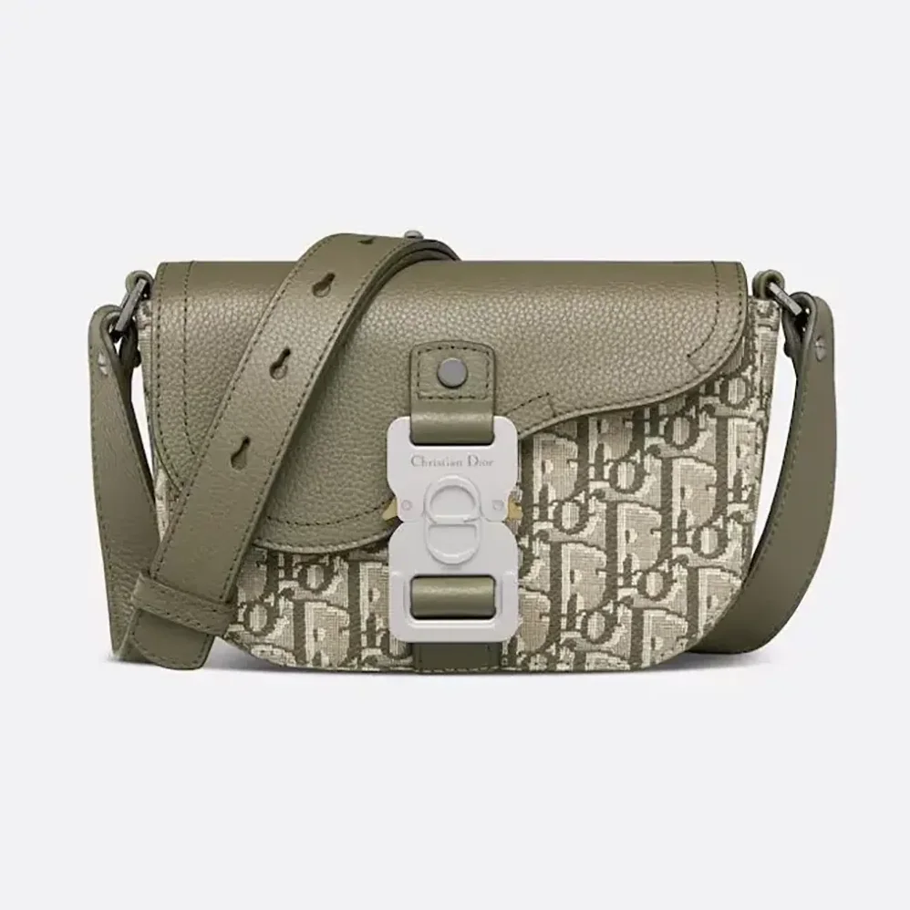 Dior Mini Saddle Messenger Bag with Flap Khaki Dior Oblique Jacquard for Men Dior Mini Saddle Messenger Bag with Flap Khaki Dior Oblique Jacquard for Men