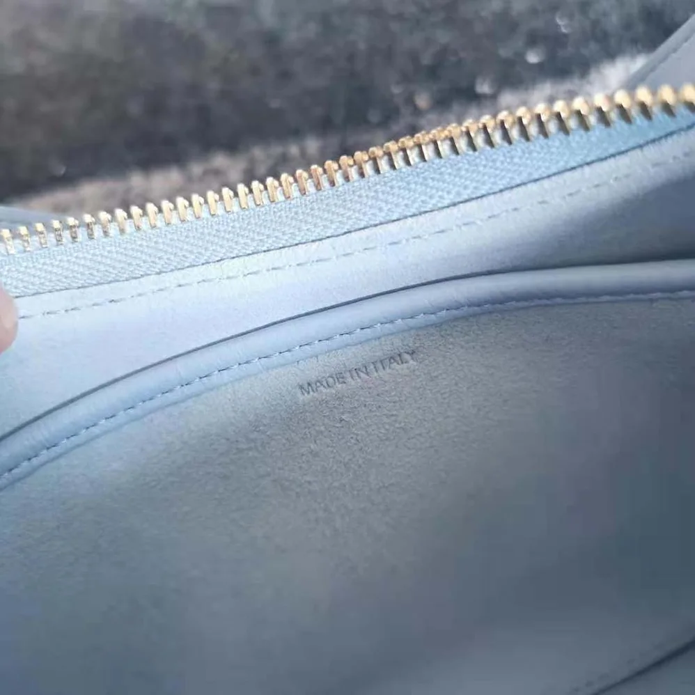 Celine Medium Strap Ava bag in Smooth Calfskin for Women in Blue Celine Medium Strap Ava bag in Smooth Calfskin for Women in Blue