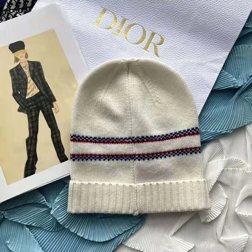 Dior Dioralps Beanie White Three for Women in Tone Wool and Cashmere Dior Dioralps Beanie White Three for Women in Tone Wool and Cashmere