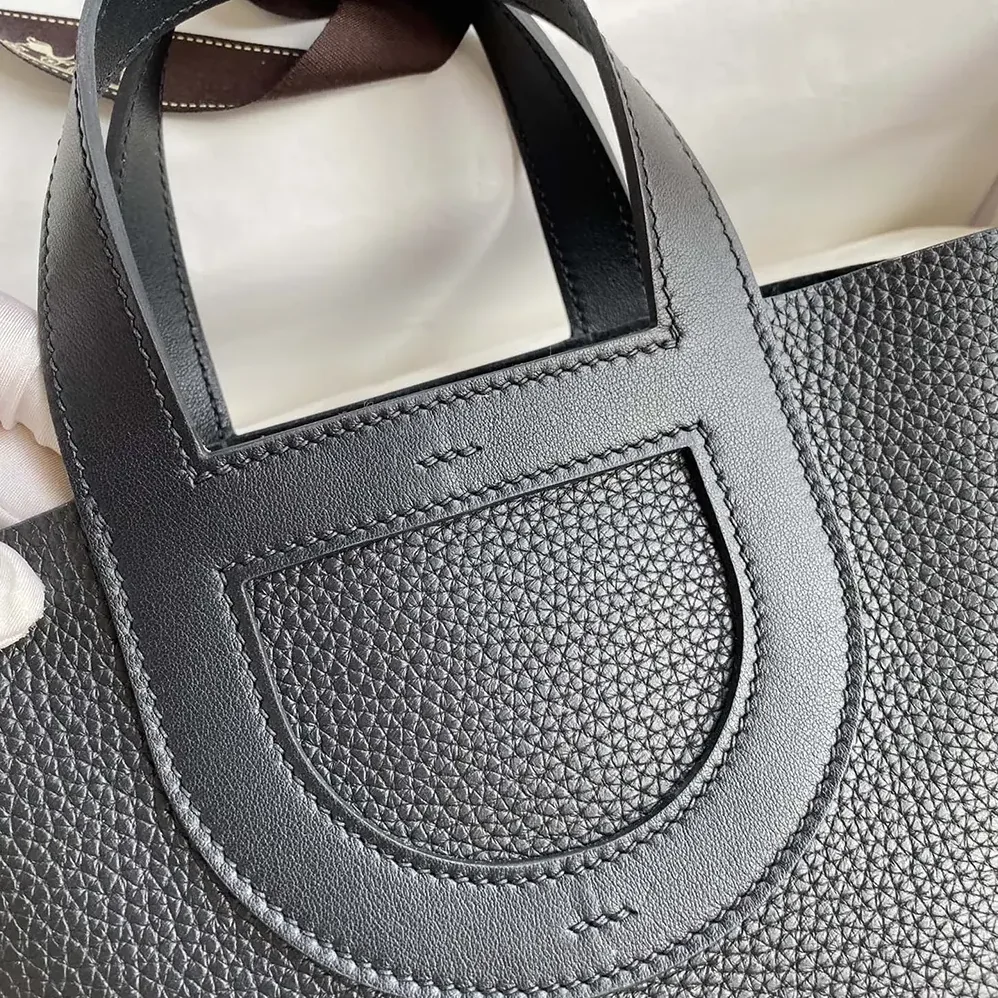 Hermes In the Loop 18 Handbag Clemence Leather for Women in Black/Gold