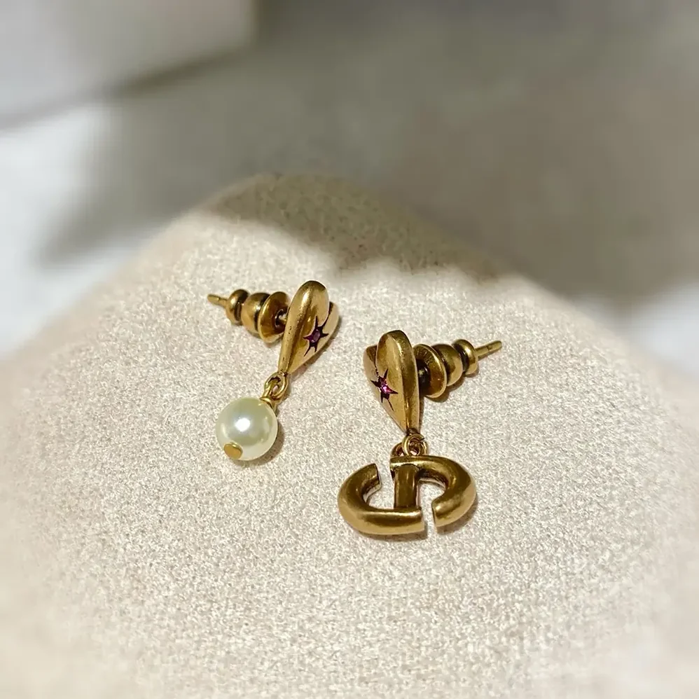 Dior Lucky Charms Earrings Antique Gold for Women in Finish Metal