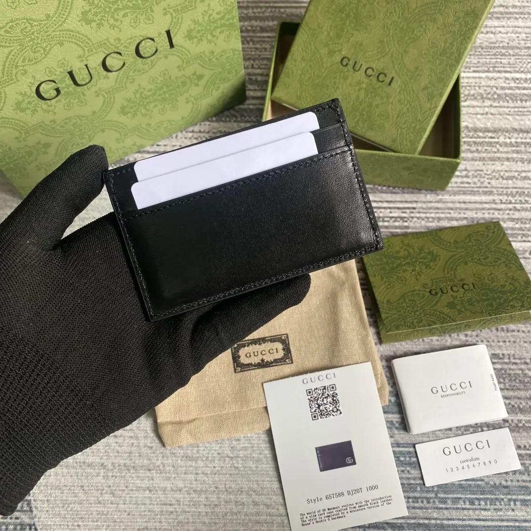 Gucci GG Marmont Card Case Black Silver Hardware /