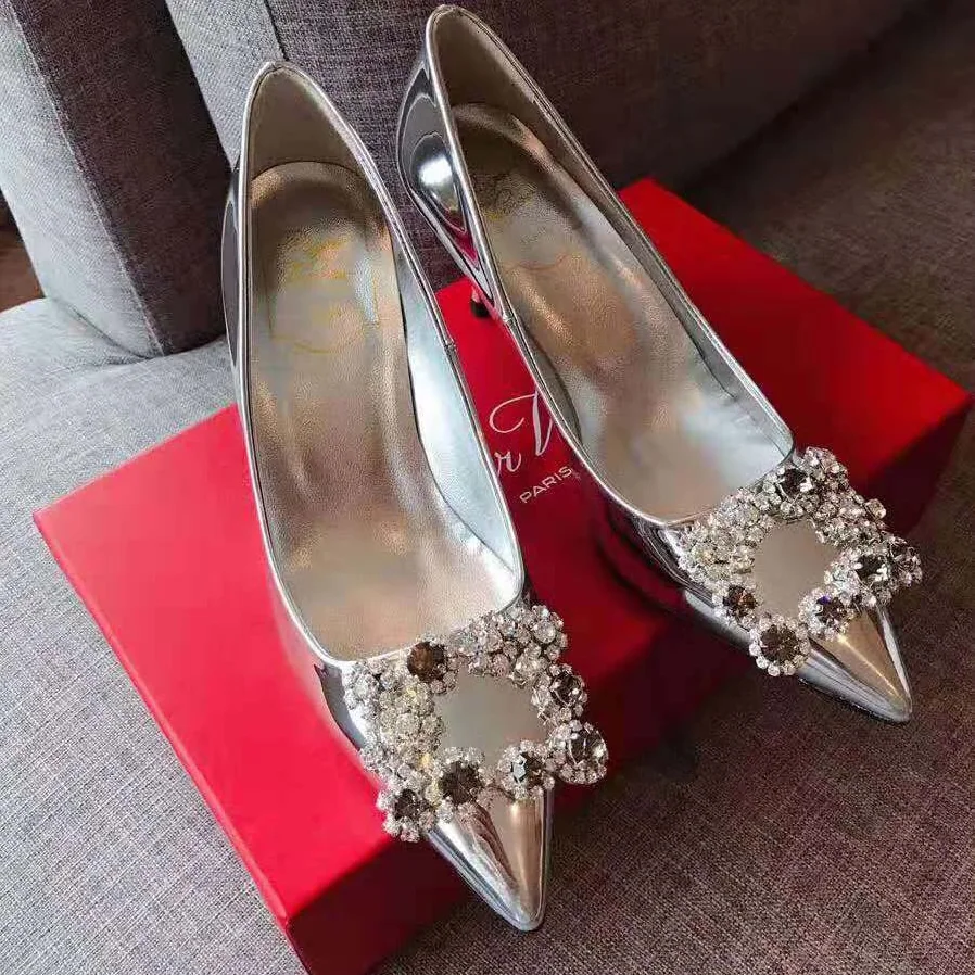 Roger Vivier Flower Strass Buckle Pumps for Women in Silver