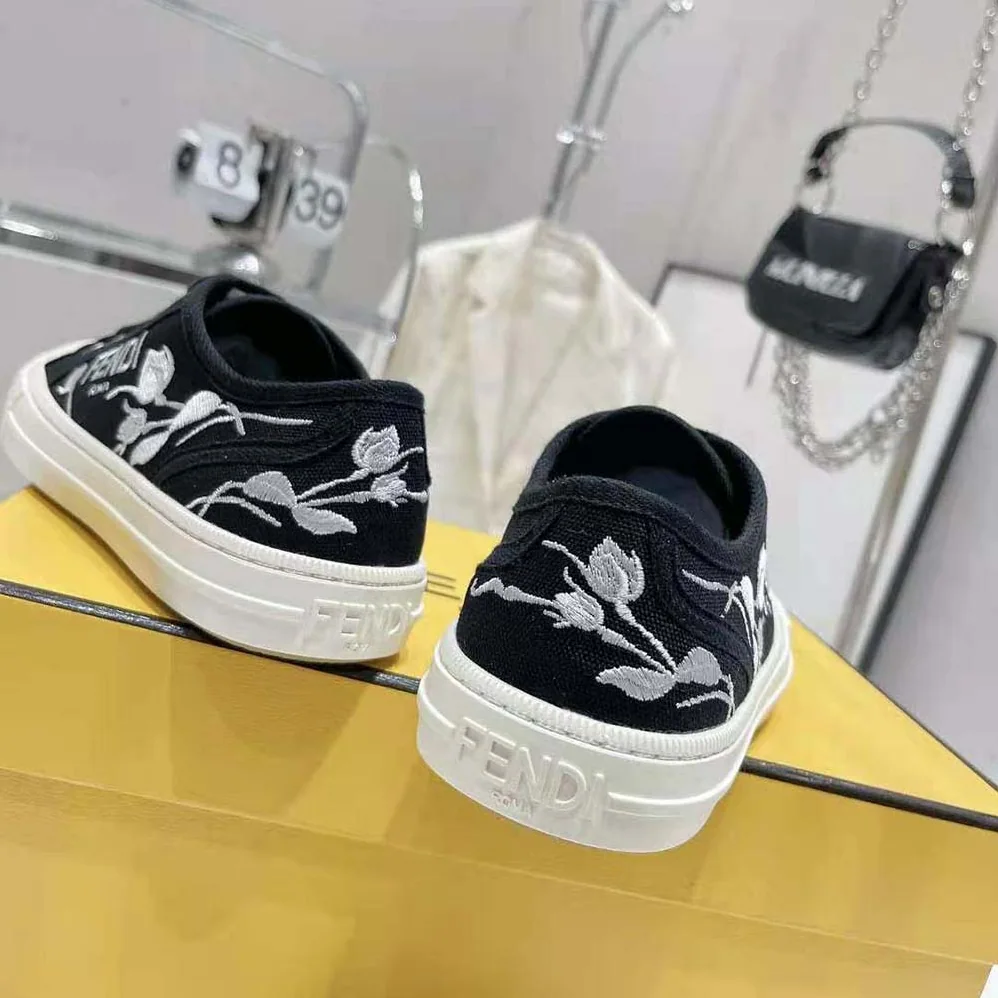 Fendi Domino Black Canvas Low Tops for Men Fendi Domino Black Canvas Low Tops for Men