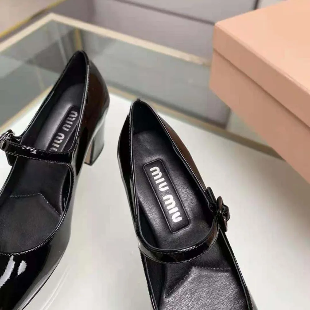 Miu Miu Patent Leather Pumps with Metal Lettering Logo for Women in Black Miu Miu Patent Leather Pumps with Metal Lettering Logo for Women in Black