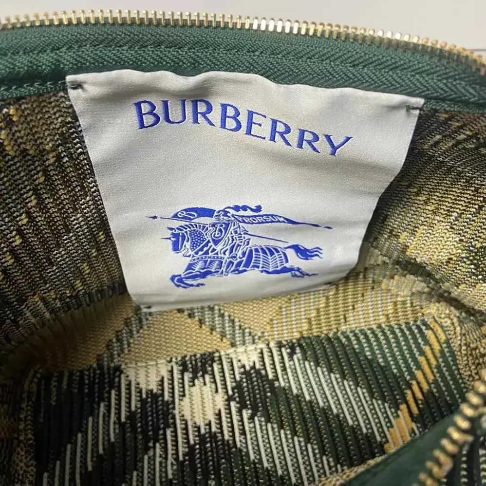 Burberry Mini Peg Duffle Bag for Women in Green