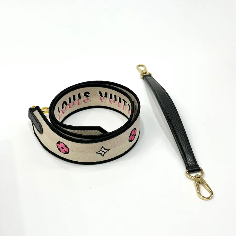 Louis Vuitton Twist MM Epi Black /