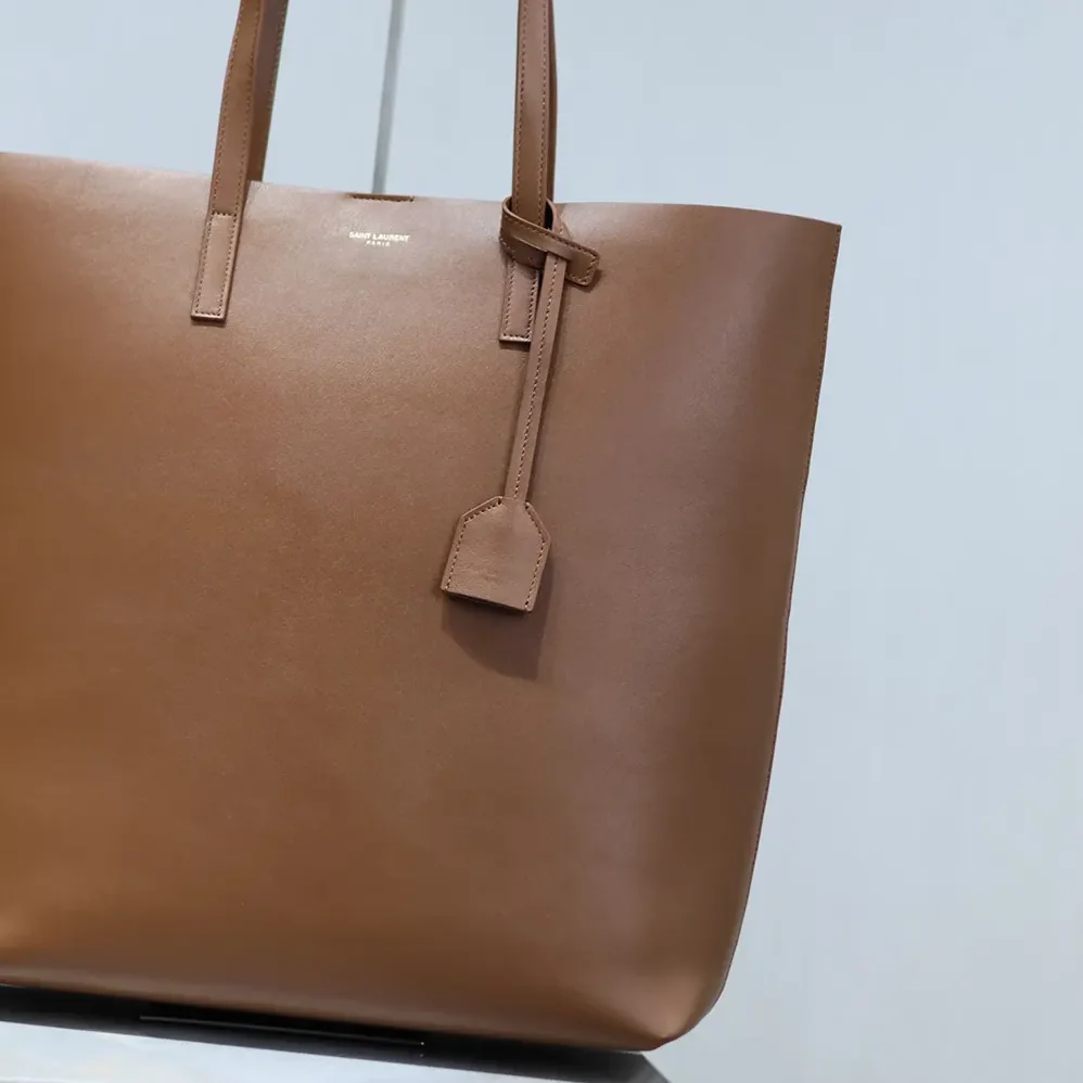 Saint Laurent YSL Shopping Saint Laurent in Leather for Women in Brown Saint Laurent YSL Shopping Saint Laurent in Leather for Women in Brown