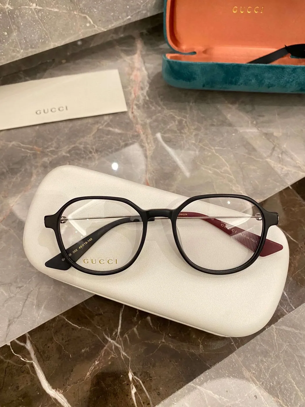 Gucci Round Frame Flat Sunglasses Black Gucci Round Frame Flat Sunglasses Black