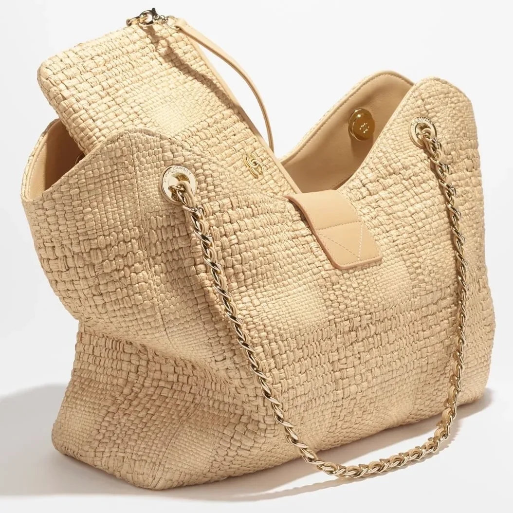 Chanel Shopping Tote Bag in Beige Raffia Gold Hardware