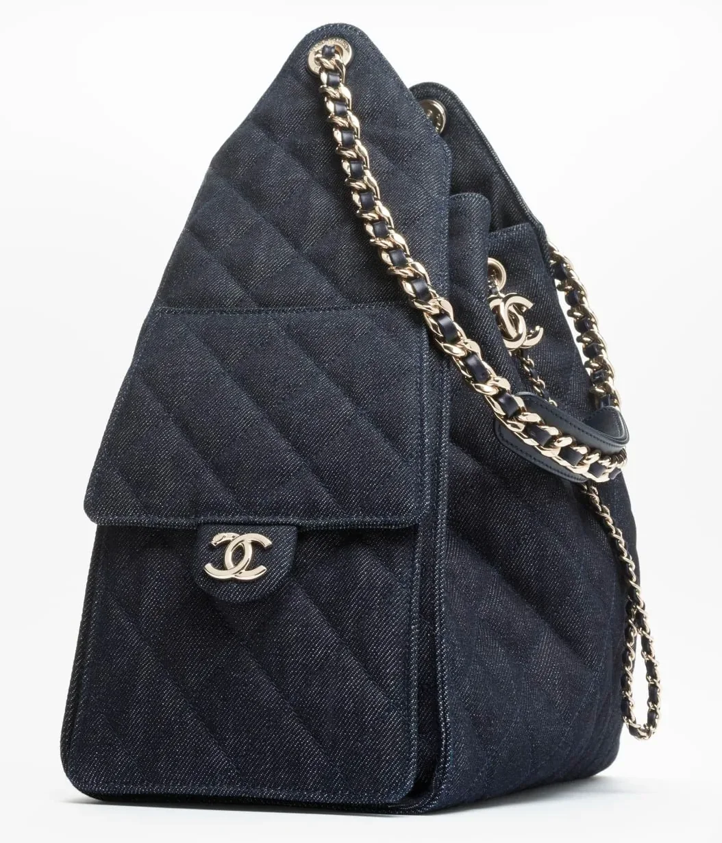 Chanel 25 Medium Shoulder Bag in Dark Blue Gold Hardware