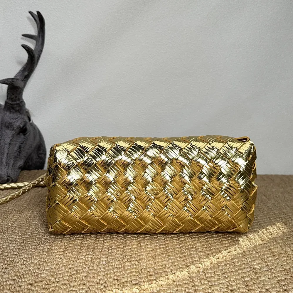 Bottega Veneta Small Andiamo Handle Bag in Intrecciato Leather for Women in Gold