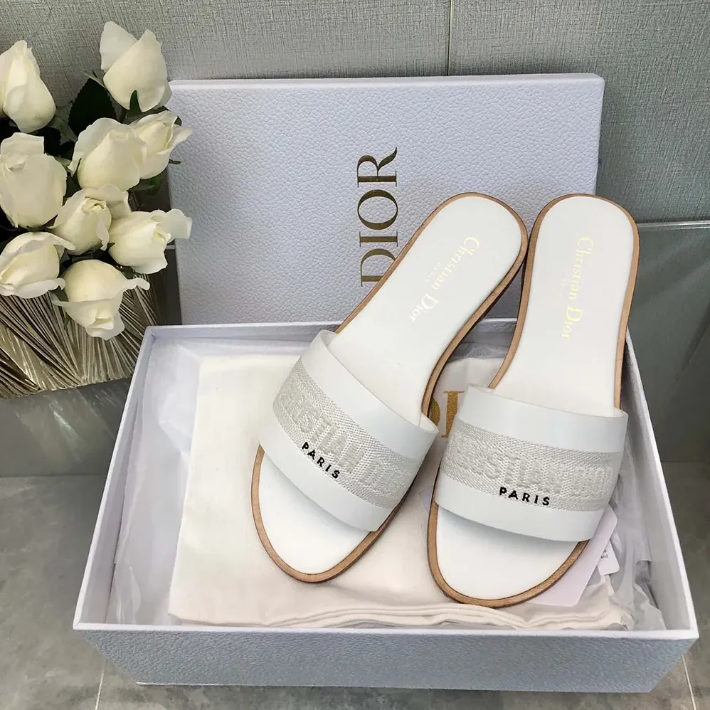 Dior Dway Slide White Calfskin and Embroidered Cotton for Women Dior Dway Slide White Calfskin and Embroidered Cotton for Women