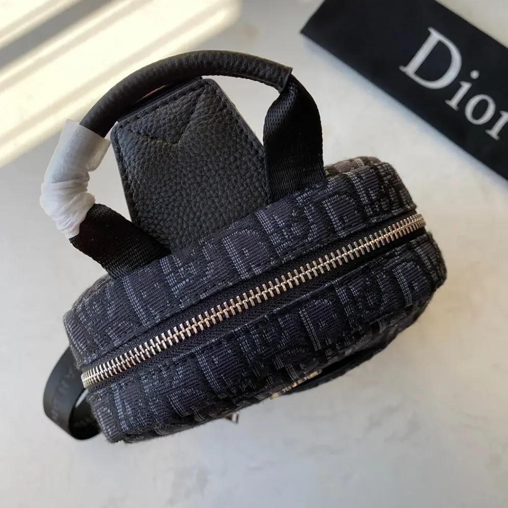 Dior Sling Bag Black Dior Oblique Jacquard for Men Dior Sling Bag Black Dior Oblique Jacquard for Men