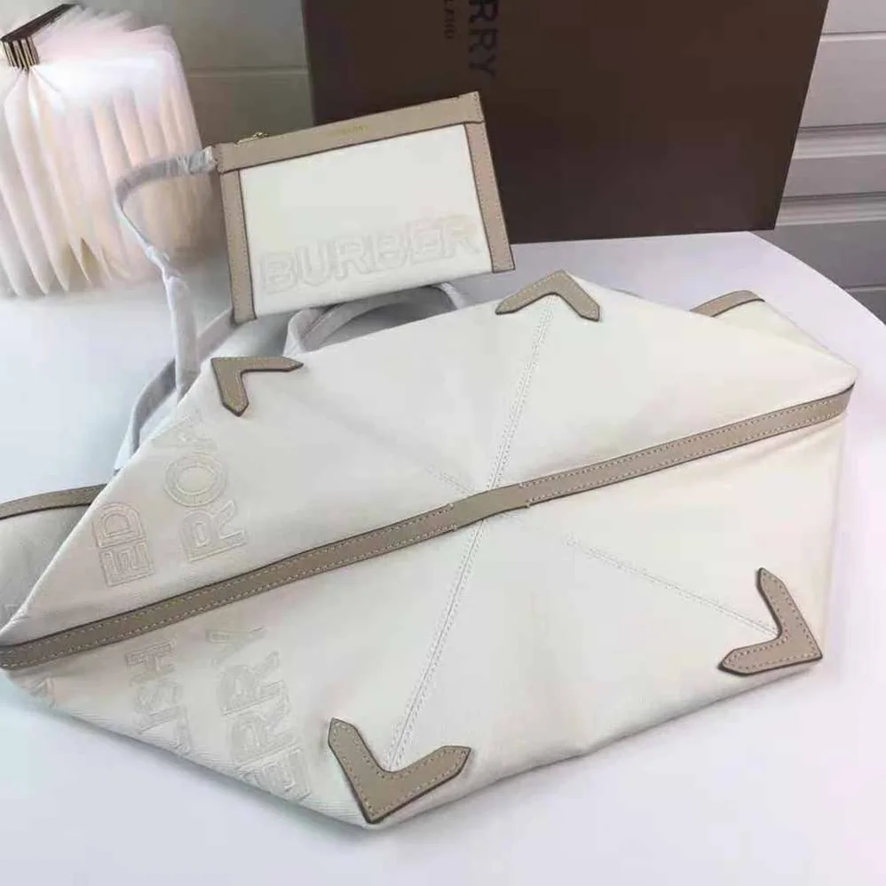 Burberry Mini Horseferry Linen Cotton Canvas Beach Tote for Women in Beige