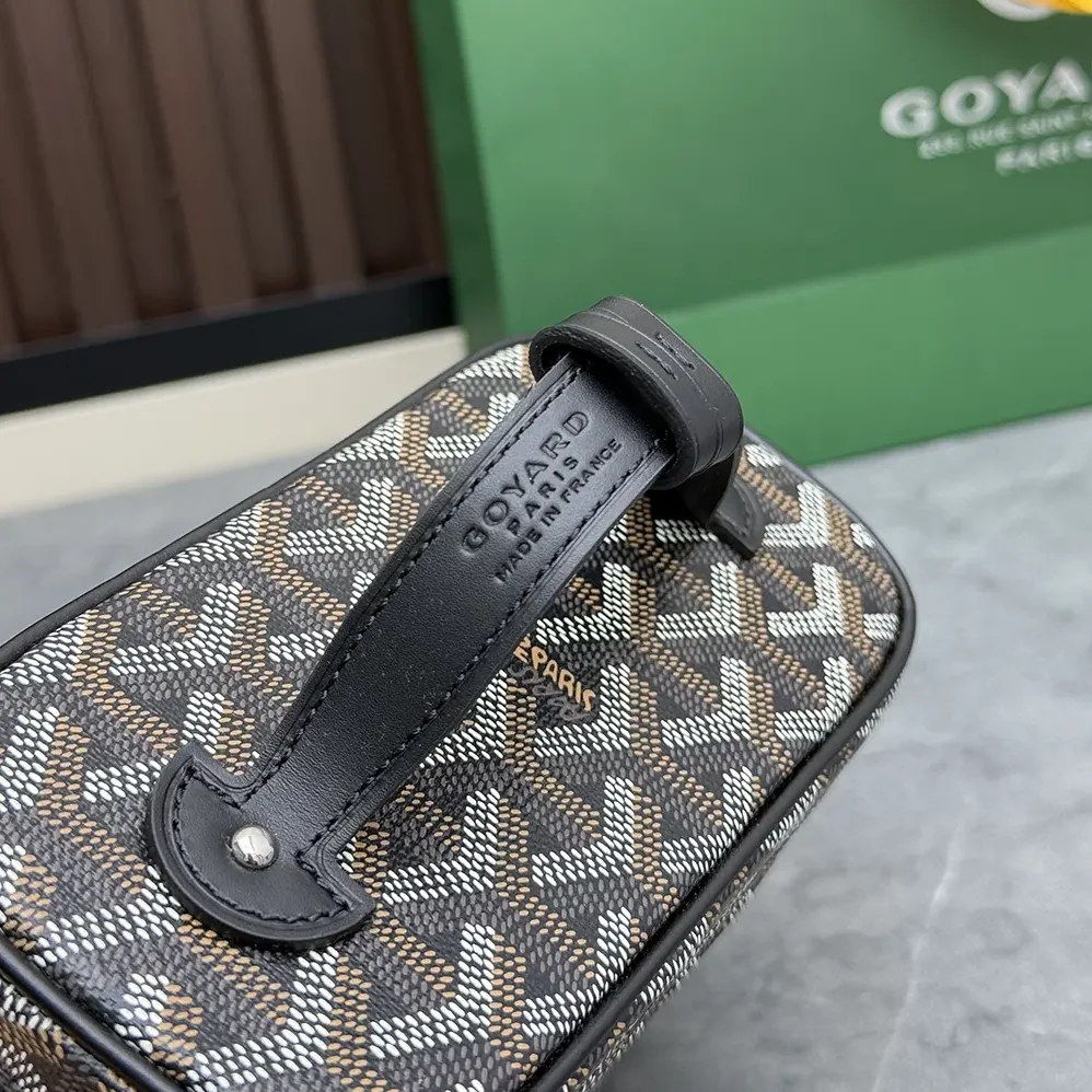 Goyard Muse Mini Vanity for Unisex in Black Goyard Muse Mini Vanity for Unisex in Black