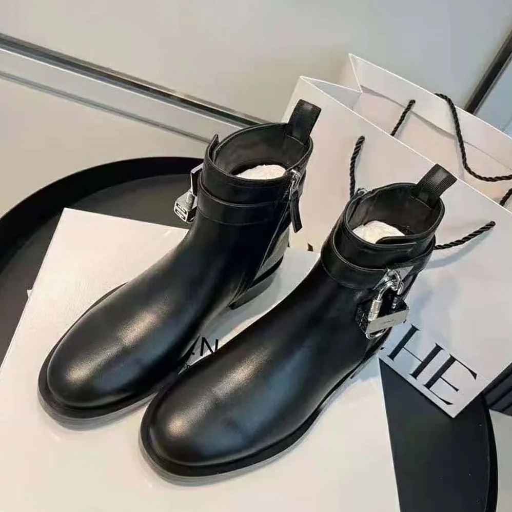 Givenchy Boots in Leather with Padlock for Women