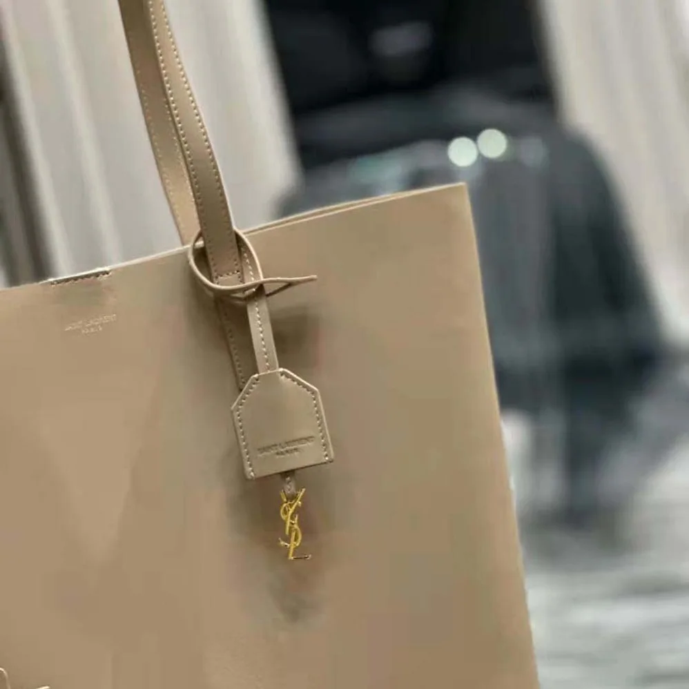Saint Laurent YSL Shopping Saint Laurent N/S in Supple Leather for Women in Sandy