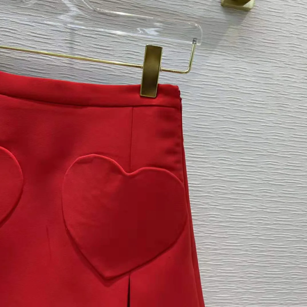 Dior Dioramour Miniskirt with Heart-Shaped Pockets Red Wool and Silk for Women Dior Dioramour Miniskirt with Heart-Shaped Pockets Red Wool and Silk for Women
